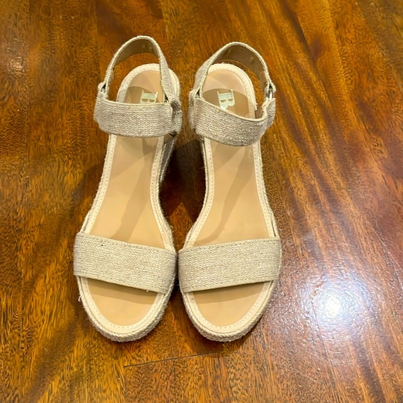 Browns wedges, size 39 - Picture 2 of 5